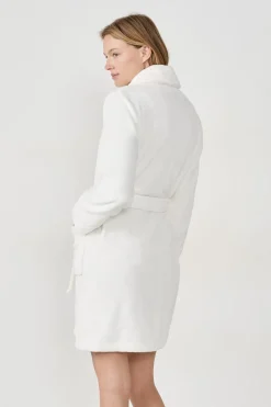 Bata efecto terciopelo