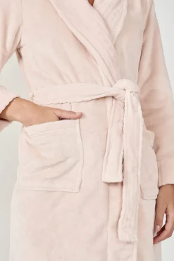 Bata efecto terciopelo