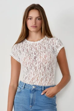 Body de encaje transparente