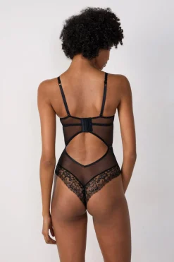 Body de tul y encaje