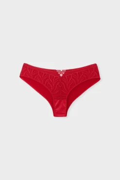 Braga brasileña con bordado