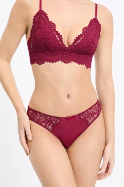 Braga brasileña de microfibra y encaje