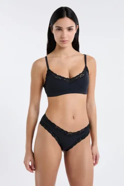 Braga de microfibra y encaje