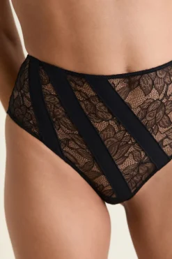 Braga midi de encaje