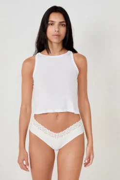 Braguita brasileña en V de microfibra y encaje