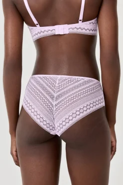 Braguita con encaje