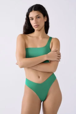 Braguita de bikini brasileña de tiro alto