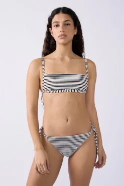 Braguita de bikini con rayas y lazada