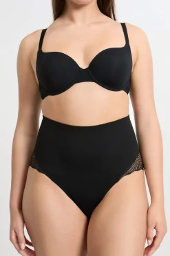 Braguita de talle alto con detalle de encaje - Sujeción media