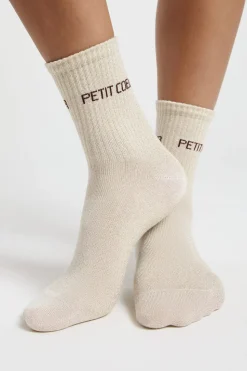 Calcetines irisados con letras