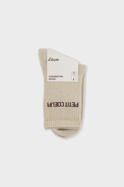 Calcetines irisados con letras