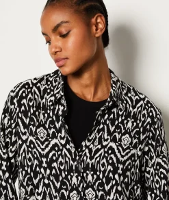 Camisa con estampado fluido