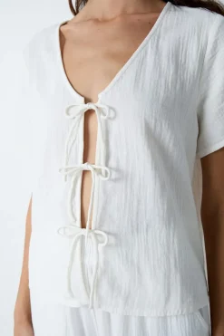 Camisa de manga corta de algodón con lazos