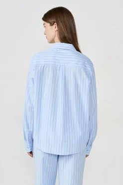 Camisa de pijama a rayas