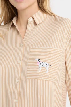 Camisa de pijama a rayas con estampado de perros