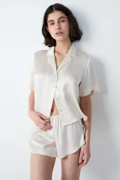 Camisa de pijama de seda de manga corta