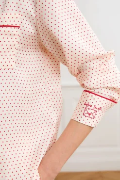 Camisa de satén con lunares