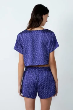 Camisa pijama satinada de manga corta estampada con lazos