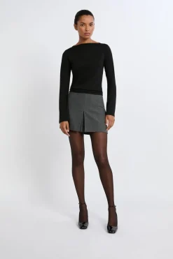 Camiseta con cuello barco y mangas largas anchas