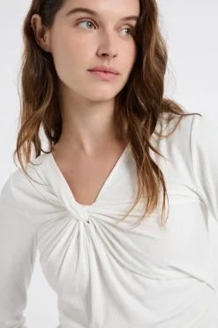 Camiseta con efecto drapeado acanalado