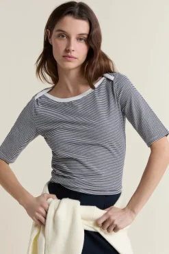 Camiseta de cuello redondo a rayas