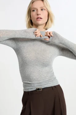 Camiseta de manga larga con cuello alto y lana