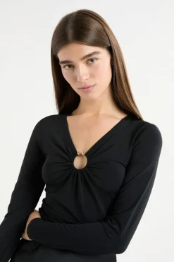 Camiseta de manga larga con anilla