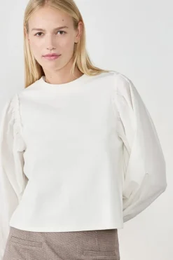 Camiseta de manga larga y cuello redondo