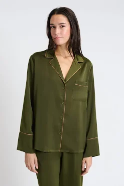 Camiseta de pijama satinada con estampados