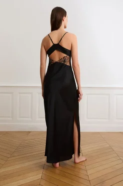 Camisón largo con detalles bordados