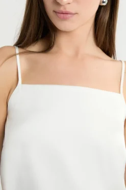 Caraco satiné à fines bretelles