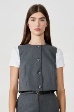 Chaleco corto sin mangas