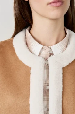 Chaleco sin mangas de piel sintética