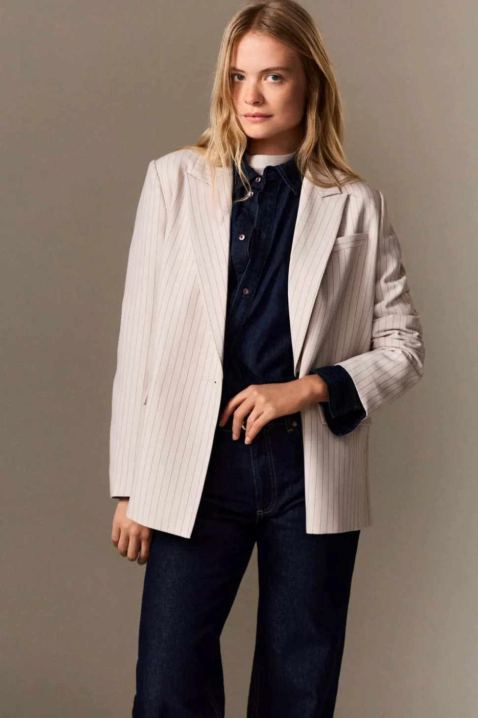 Chaqueta blazer oversize a rayas