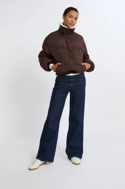 Chaqueta corta acolchada