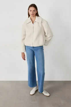 Chaqueta de piel sintética