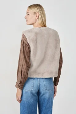 Chaqueta sin mangas de piel sintética