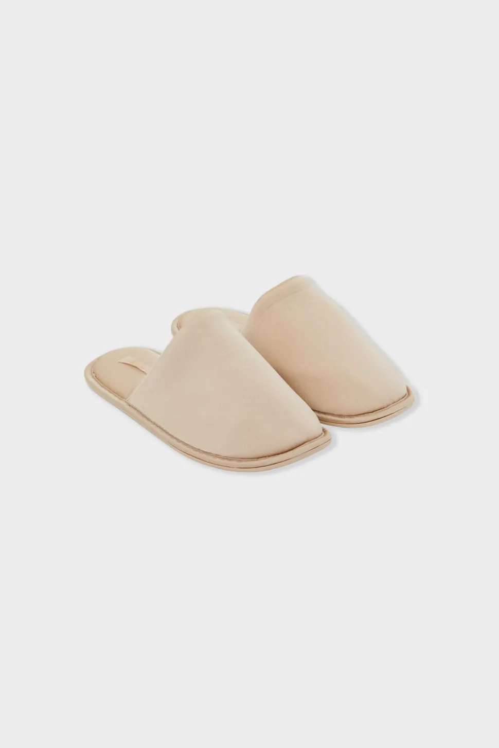 Chaussons mules satinés