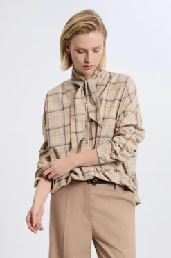 Chemise avec détail à nouer avec coton