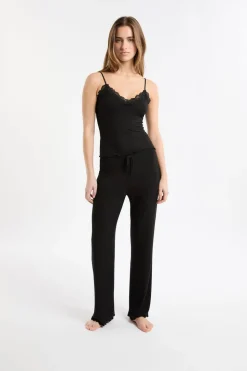 Conjunto de pijama de 2 piezas de punto acanalado con detalles de encaje