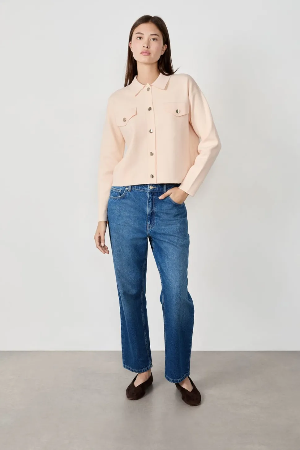 Cárdigan con botones dorados