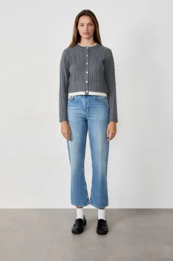 Cárdigan de cuello redondo con botones