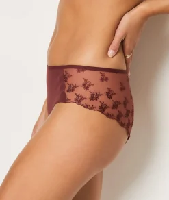 Culote de tul bordado