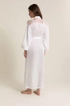 Déshabillé long satiné avec ceinture