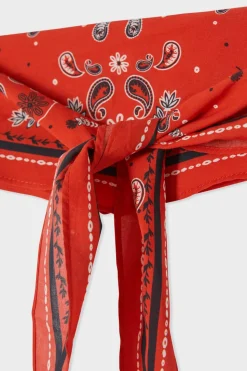 Foulard en soie à motifs coeurs