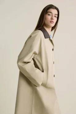 Gabardina larga con cuello de algodón en contraste