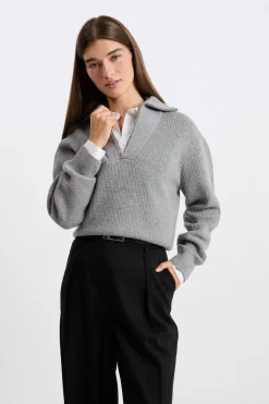 Jersey con cuello camisero y cremallera