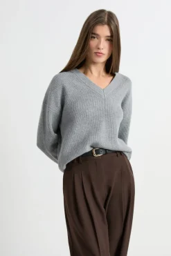 Jersey de manga larga con cuello en V