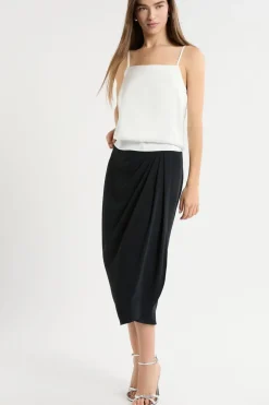 Jupe longue à détails plissés