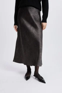 Jupe longue effet satiné à imprimé serpent